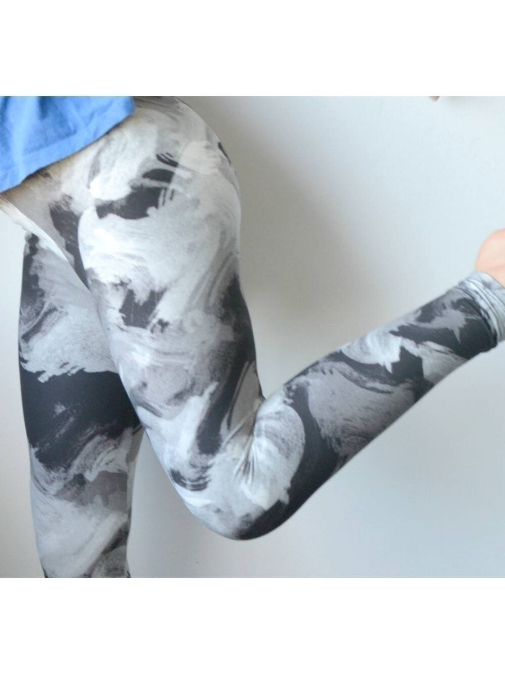 LEGGINGS DEPOT abstract print full length Leggings Size 12 NWT